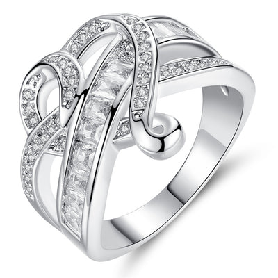 Fashionable Diamond Crystal Heart Ring - goldylify.com