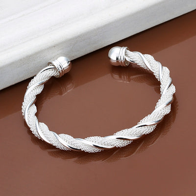 Twisted Wire Mesh Bracelet Round Shape Silver Bracelet - goldylify.com