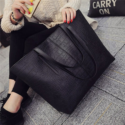 The new spring and summer 2020 fashion handbags EuropeShoulder Bag Handbag simple fashion - goldylify.com