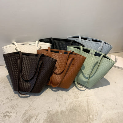 2022 popular new trendy fashion simple large capacity shoulder woven big bag female PU leather the tote bag women